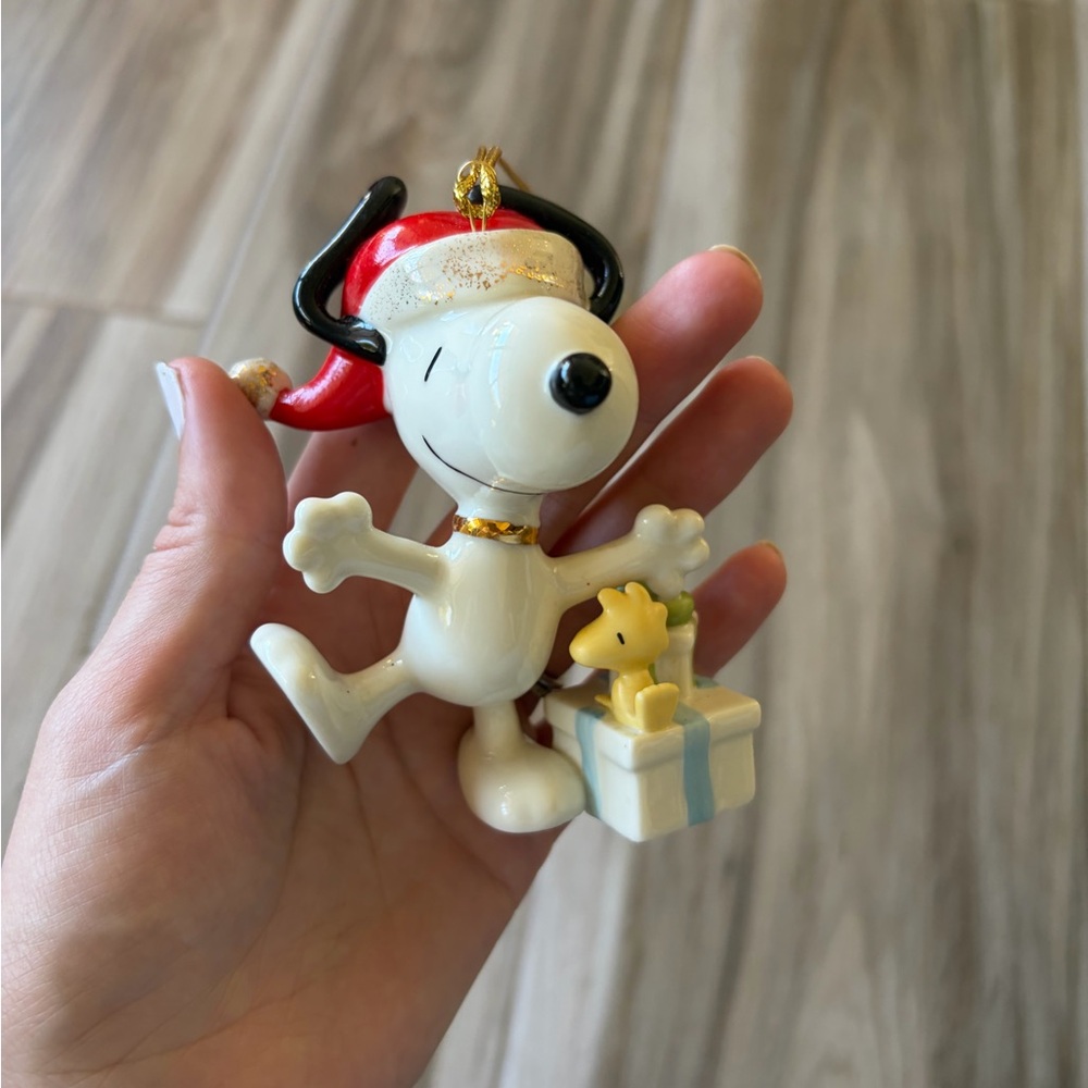 Lenox Snoopy Christmas Ornament PNTS 2013